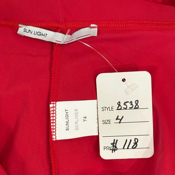 NWT Bright Red High-Waisted Leggings with Silver Stitching Detail. Medium - Picture 4 of 5